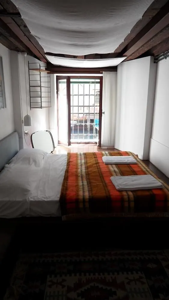 Mfm Home Venice 0*,